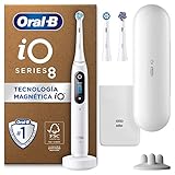 Oral-B iO 8N Cepillo de Dientes Eléctrico con Mango Recargable, 3 Cabezales y Estuche de Viaje, Diseñado por Braun, Regalos Originales para Mujer y Hombre - Blanco